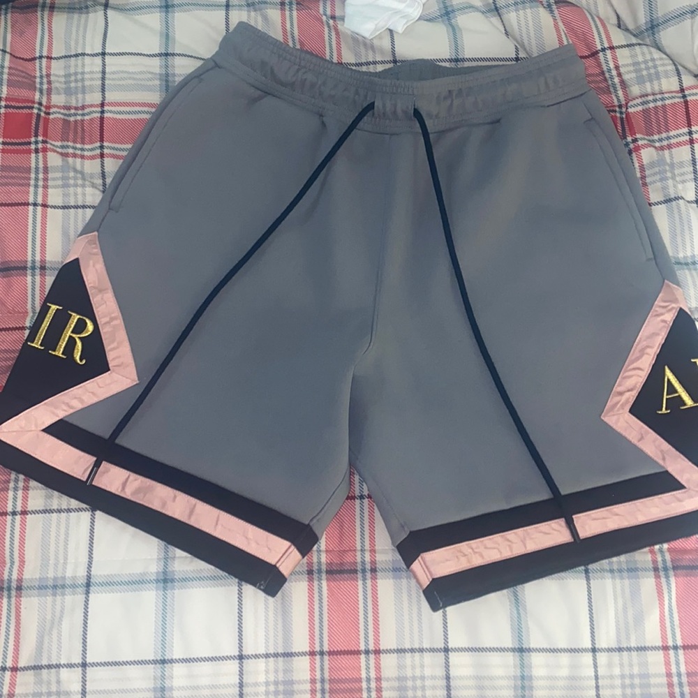 Jordan Shorts Mens Size Medium